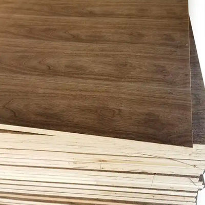 Moistureproof Hardwood Veneer Plywood Birch Core 4x8 Length Customized