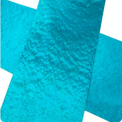 Blue Dyed Wood Veneer Fleece Backed Sheet Rolls Moisture Proof 1.5mm Thickness