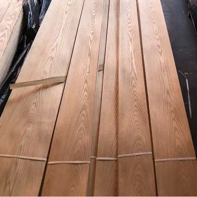 Natural Red Oak Veneer Sheet 0.45mm Mountain Grain Red Oak Wood Veneer Smooth Surface