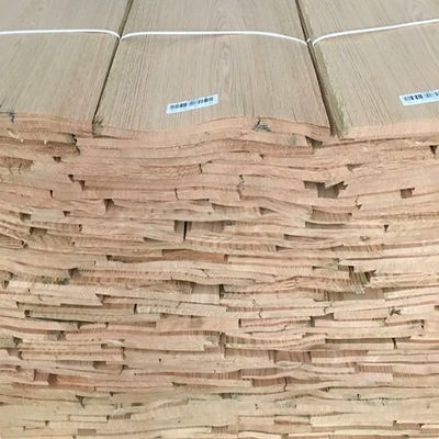 0.5mm Wood Flooring Veneer White MSF Indoor Crown Cut Oak Sheet