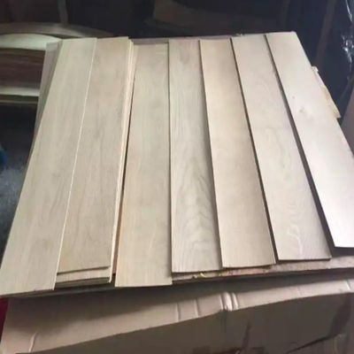 Smooth White Oak Panels , Fireproof 1220mm*2440mm Oak Wood Veneer For Flooring