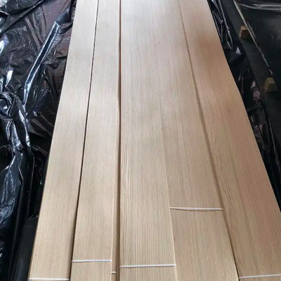0.6mm-1.2mm Natural Wood Veneer Standard Export Pallet White Oak Wood Veneer