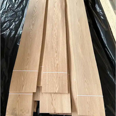 Red Oak Natural Wood Veneer Smooth Surface 0.6mm-1.2mm For Furniture